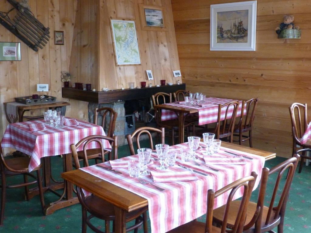 Hôtel Les Aravis - Combloux Extérieur photo